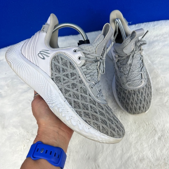 |•UNDER ARMOUR•| Steph Curry Flow 9 Team Unisex Basketball Shoes - Picture 2 of 10